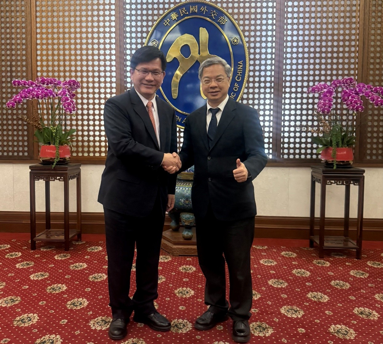 MOEA and MOFA Hold Joint Ministerial Meeting to Deepen Integration of Economic and Trade Diplomacy with Global Industrial Deployment