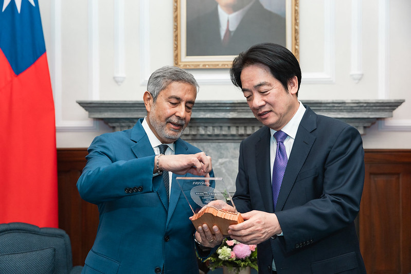 賴清德總統今（29）日下午接見美光科技梅羅特拉（Sanjay Mehrotra）總裁暨執行長一行