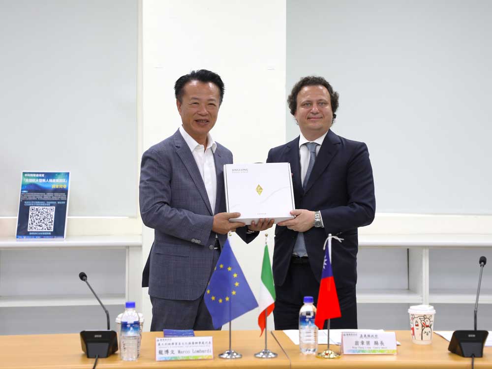 義大利經濟貿易文化推廣辦事處參訪嘉義縣亞創中心，深化台義無人機產業交流