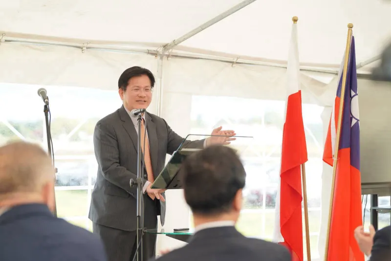 FM Lin kicks off Poland trip with visit to planned technology park
